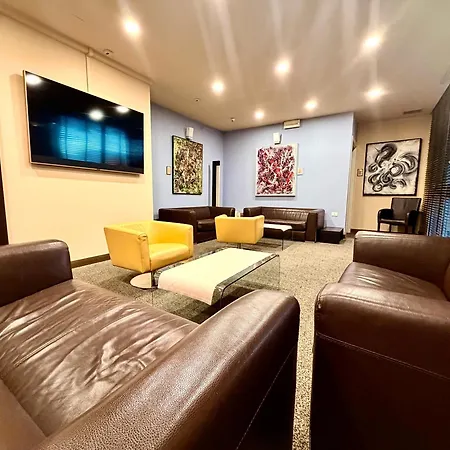 Executive Hotel-2